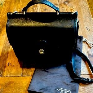 Vintage Coach Willis Black Leather Crossbody Bag.